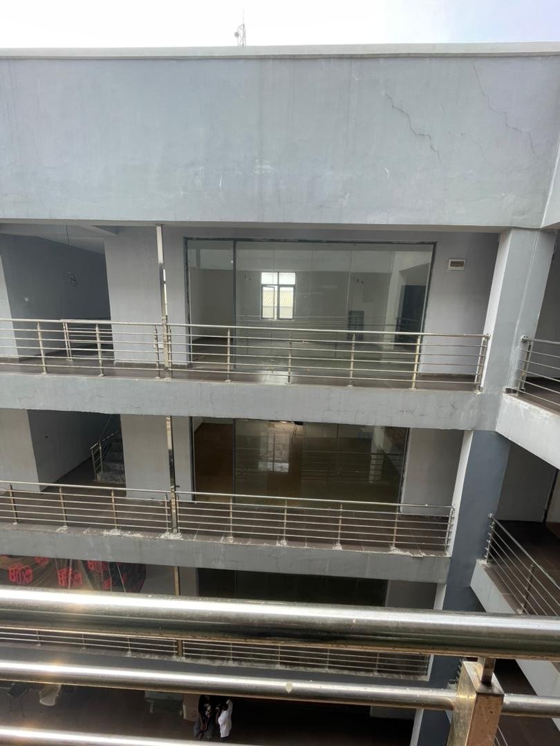 Newly built shop space 60sqm